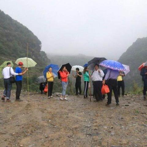 冬季社会关怀力量展现温暖瞬间,互助关爱汇聚暖流