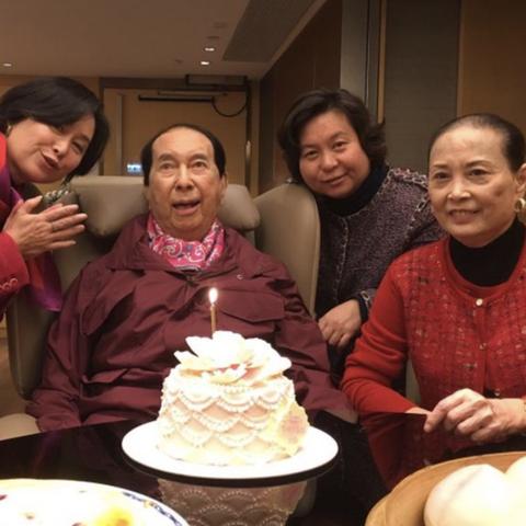 奥博业绩稳步上升,多方面表现优异,发展潜力显现!数据图解读最新消息。