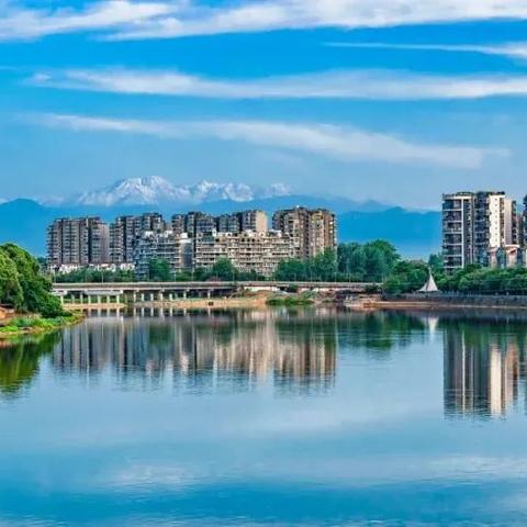 新津市城市建设推进,民生福祉提升,打造宜居宜业现代化城市