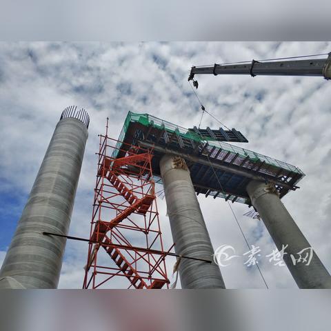 十堰晚报新闻头条及视频更新,全面关注社会热点与民生资讯。