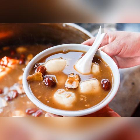 南京茶南美食街,品味地道南京风味的美食胜地