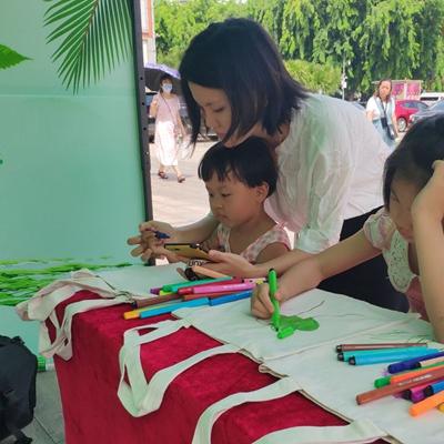 海口画画班价格表最新招聘信息，海口学画画的地方在哪里?