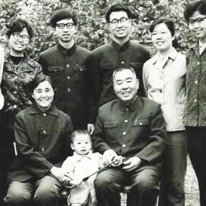 唐山铁腕新闻头条,唐山铁路新闻