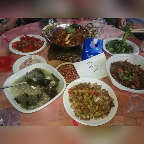 今日岳阳头条最新,岳阳日报今天头条2月18日