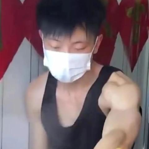 炸鸭货摆摊最新视频,炸鸭货摆摊最新视频播放