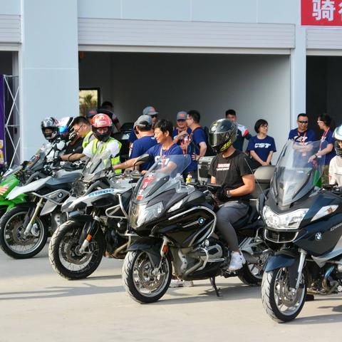 今日摩托头条新闻最新,今日摩托车发布会