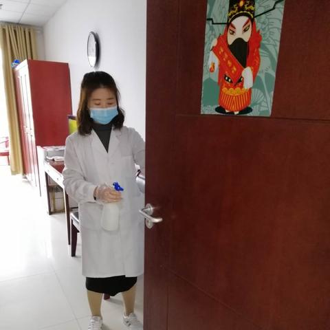 社会老人车祸视频最新版,老人被车撞的视频