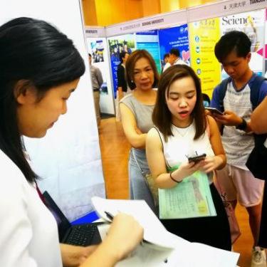 世界学校排名看留学,世界各国留学生排名