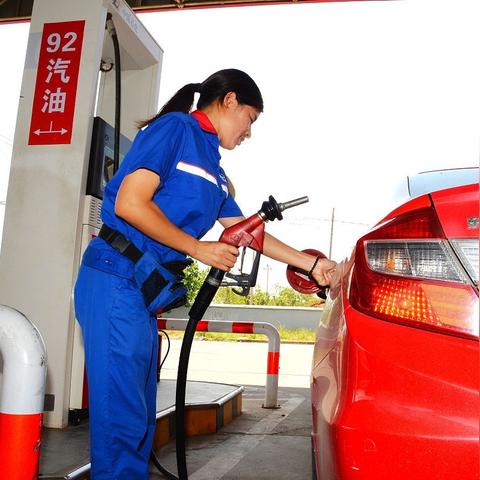 油最新行情今日，油价今日动态