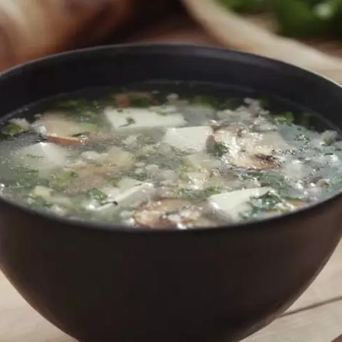 挖菜最新视频播放下载免费,挖野菜视频全集