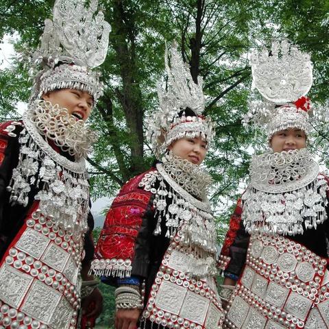 最新架子鼓女生情歌歌曲推荐,架子鼓美女演奏曲视频