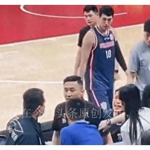 广东新闻头条频道,广东头条新闻报料热线