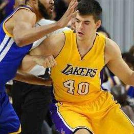 今日湖人比赛最新消息，今天湖人队最新消息