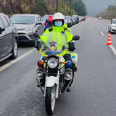 风凰山摩托车事故视频最新，凤凰山摩托车市场搬到哪里去了