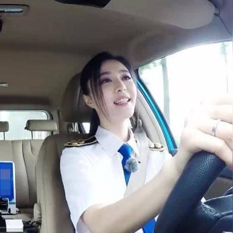 外卖消费人群特点解析,年轻、忙碌,注重便捷与健康饮食需求大增