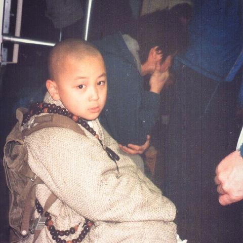 香港龙爷新电影揭秘,顶尖团队打造,情节扣人心弦