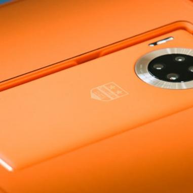 华为新品发布会揭秘科技创新成果与未来战略规划,展现全球雄心壮志。