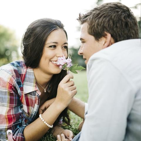 长生小凡探寻生命之谜,无尽成长与悔过之旅