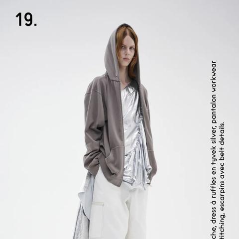 秋夜店女装新款引领风尚,时尚优雅舒适兼备