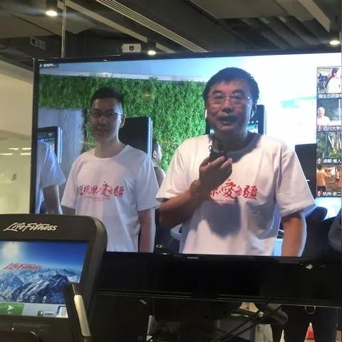 最新男女明星风采展示，娱乐圈新视界探索