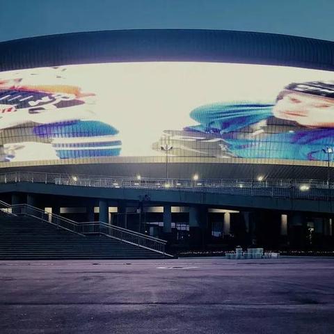 中亚篮球新星璀璨闪耀,年轻球员风采展示