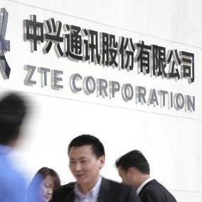 马化腾数字领袖风采，高清图片展现成熟稳重形象