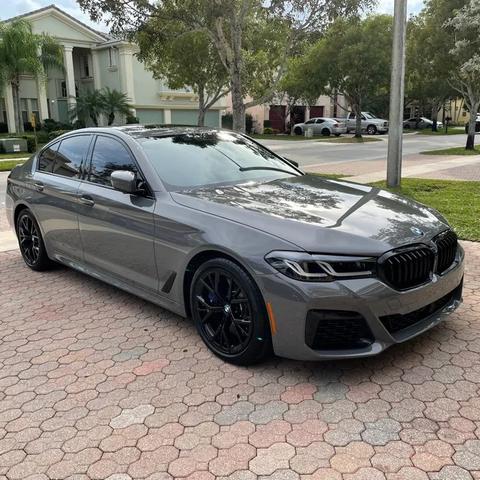 宝马5系最新款系列价格解析及特点优势对比