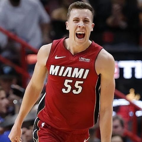 中国足球队迎战迈阿密,团队与技术的较量!