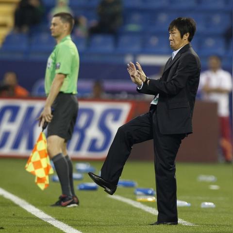 亚洲足协裁判新规，塑造公正透明足球未来