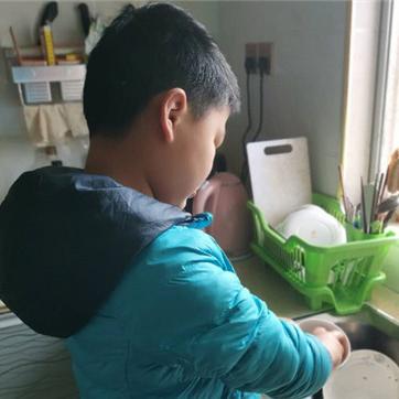 阳新地区针对疫情采取交通管制措施,部分路段封闭管理