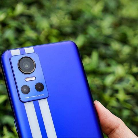 液冷模组市场稳步增长,技术优势和市场份额成竞争关键