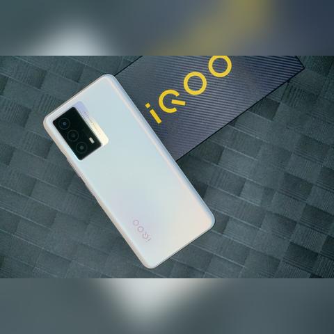 液冷模组市场稳步增长,技术优势和市场份额成竞争关键