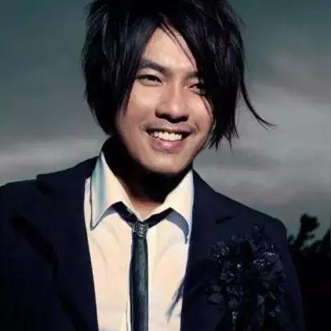 最新歌曲,岁月变迁的深情旋律