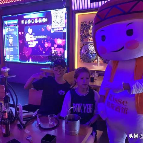 株洲酒馆黑人顾客热议,身份与目的成谜,事件持续发酵