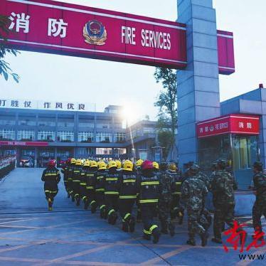 绵阳小伙火灾救援英勇瞬间,视频记录感人故事