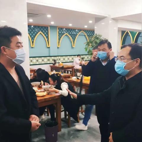 临泉区委书记推动经济发展，民生改善显成效