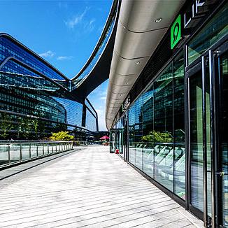 碧乐城开业盛典，购物环境优雅，优惠活动丰富，注入新活力！