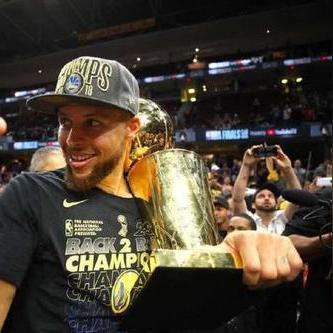 揭秘中国足球运动员老黑的最新动态与表现,持续关注体育新闻揭晓身份